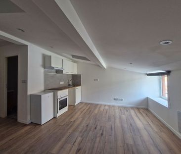 Location Appartement 1 pièce 19m² - Photo 2