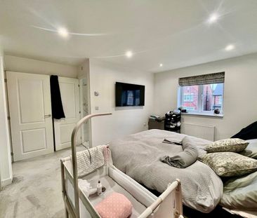 4 bedroom detached house to rent - Photo 6
