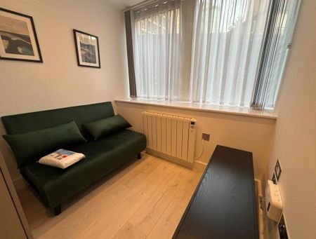 2 bedroom apartment to rent - Photo 2