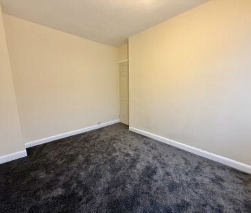 Thomas Landsdail Street, Cheylesmore - - Photo 4