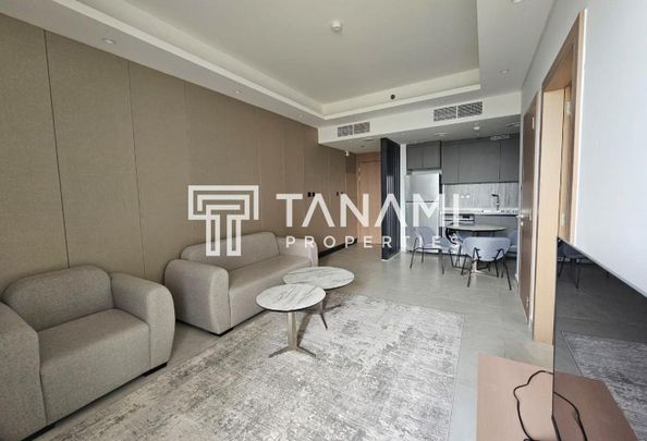 Fully Furnished | Spacious Layout | Prime Area - Photo 1