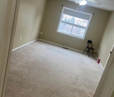 For Lease - 33 Revelstoke Place, Brampton, Ontario - Photo 5