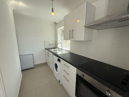 Holmesdale Road, South Norwood, SE25 - Photo 5