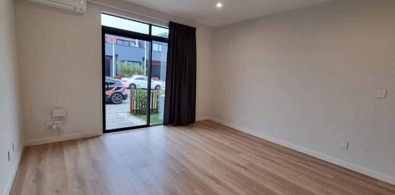 Hobsonville, 1 Bedroom, $480 - Photo 2