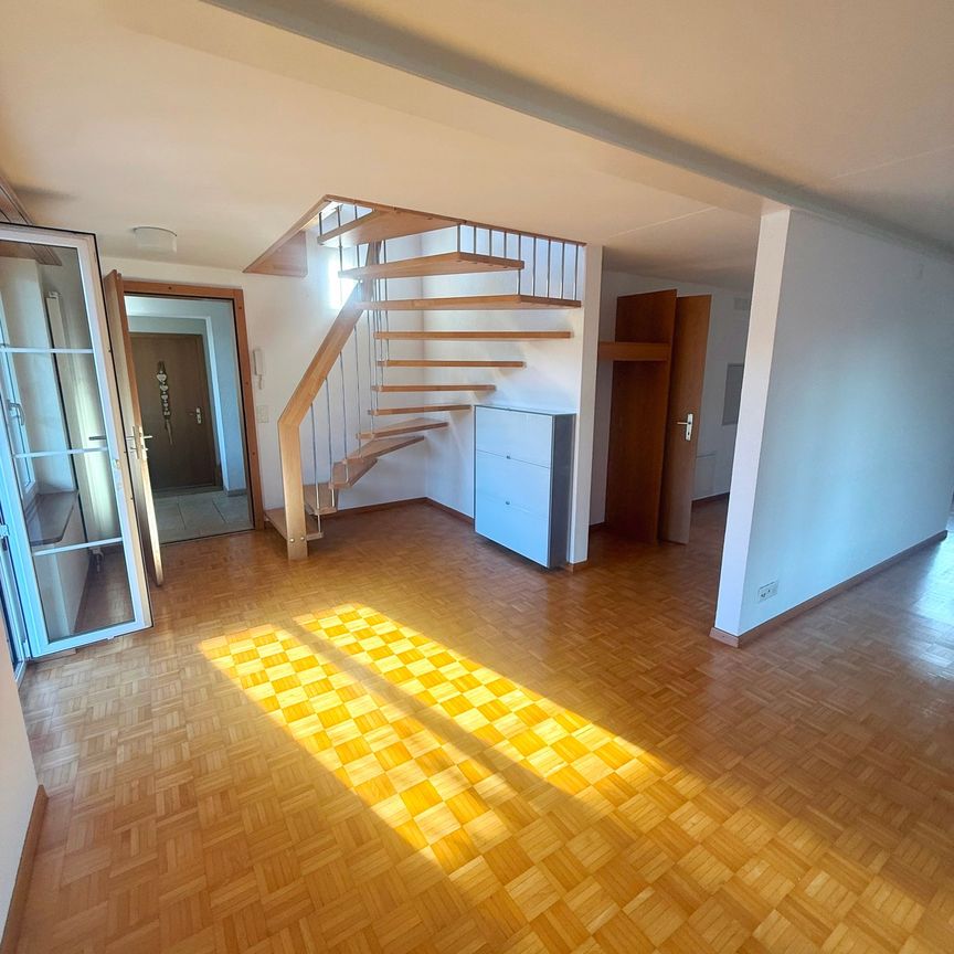 Moderne Altbau 5 1/2 Maisonette Wohnung in ehemaligen Bauernhaus - Foto 1