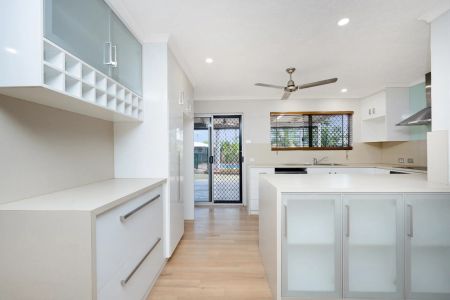 Immaculate Home with Pool and Shed - Photo 2