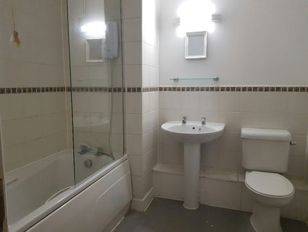 Apartment to rent on - Photo 5