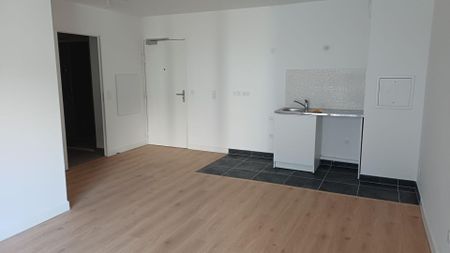location Appartement T1 DE 30m² À ROSNY SOUS BOIS - Photo 2