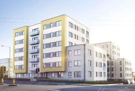 West Central, Slough, SL2 - Photo 4