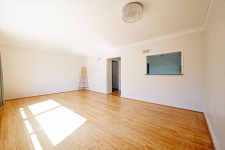 For Lease - 9 Mississauga Road Unit# Upper, Mississauga, Ontario - Photo 3