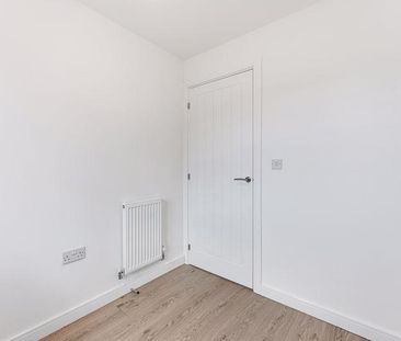 3 bedroom detached house to rent - Photo 6