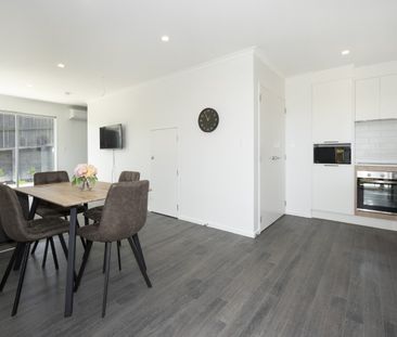 RENT SPECIAL! - Photo 2