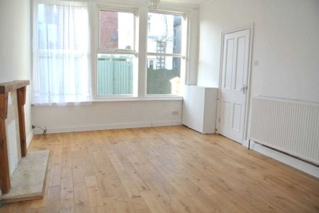 Byron Street, Blackpool, FY4 1DE - Photo 2