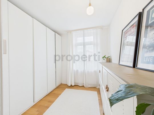 Grosszügige 6-Zimmer-Wohnung -ZUM WOHLFÜHLEN GEDACHT! - Foto 1
