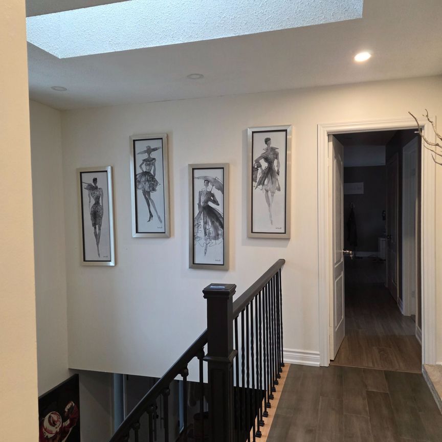 For Lease - 47 Knightsbridge Court, Whitby, Ontario - Photo 1