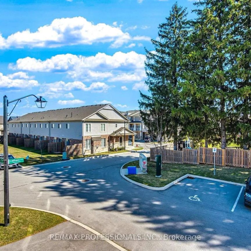 9 PIPE AVENUE - Photo 1