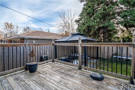 Detached Home For Lease | X8129340 - Photo 5