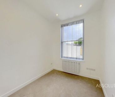 1 bedroom ground floor flat to rent - Photo 2