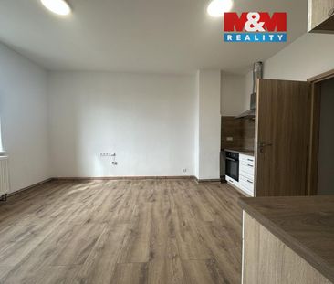 Pronájem bytu 1+1 54 m², Kokořínská 2022, Mělník - Photo 1