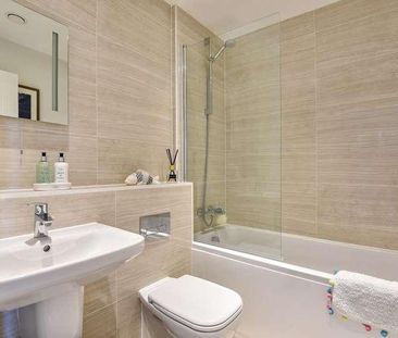 Camberley, Surrey, GU15 - Photo 1