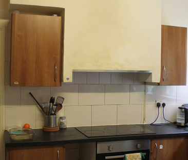 Walpole Road Room 3 - Photo 5