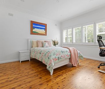 Three Bedroom House For Lease Now! Short walk to Riverwood station ... - Photo 1