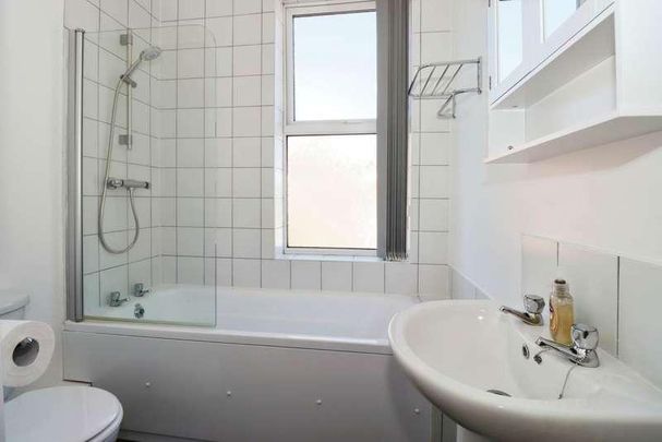 Victoria Road, Bebington, CH63 - Photo 1