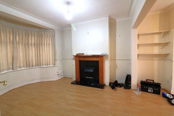 3 bedroom terraced house to rent - Photo 1