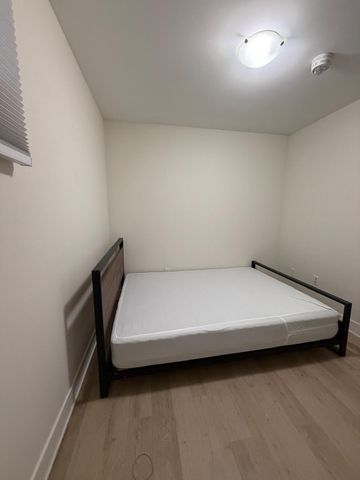 149 Henderson - Photo 4