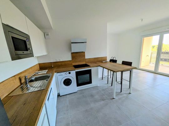 AIX LA DURANNE APPARTEMENT T2 MEUBLE NEUF TERRASSE ET PARKING, - Photo 1