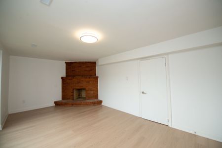 For Lease - 8 Nootka Crescent Unit# Lower, Toronto, Ontario - Photo 4
