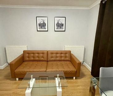 1 Bed Flat, Kingfisher Place, RG1 - Photo 4