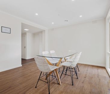 Single Ensuite Room - Photo 2