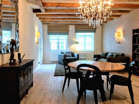 Exceptional apartment - for rent - Photo 2