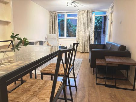 More Close, St Paul's Court, Hammersmith, London, W14 - Photo 3