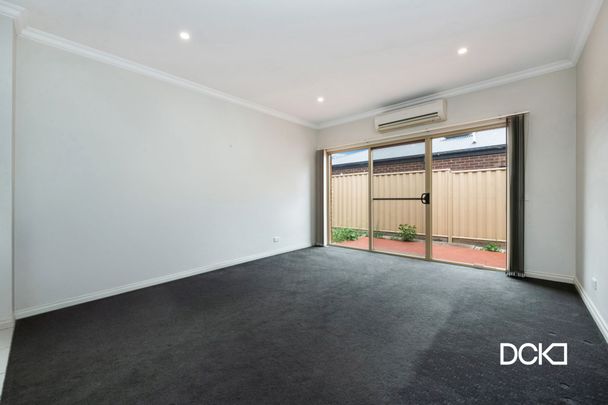 3/6 Friswell Avenue Flora Hill VIC - Photo 1