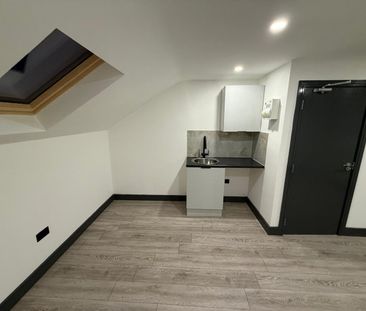 Studio Flat, Pinner Wealdstone Harrow, HA3 - Photo 4