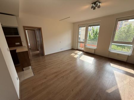 Pronájem bytu 3+kk • 79 m² bez realitkyBermanova, Praha - Čakovice - Photo 2
