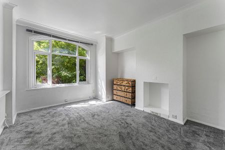 2 bedroom maisonette to rent - Photo 3