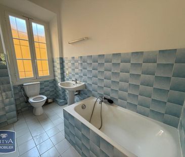 Location Appartement 3 pièces 46m² NICE 06300 - Photo 2