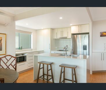 COASTAL LIFESTYLE OPPORTUNITY IN PRIME TWEED HEADS LOCATION - Photo 5