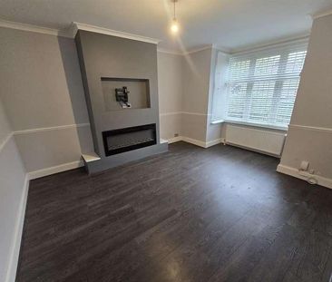 Kingston Road, Staines-upon-thames, TW18 - Photo 5