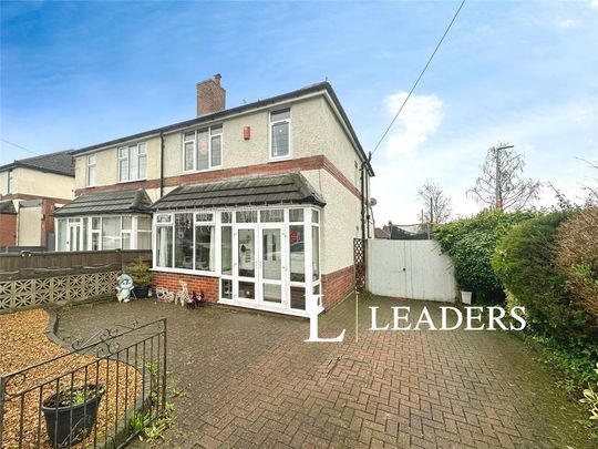 3 bedroom flat to rent - Photo 1