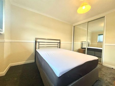 Wilton Close, Harmondsworth, West Drayton - Photo 3