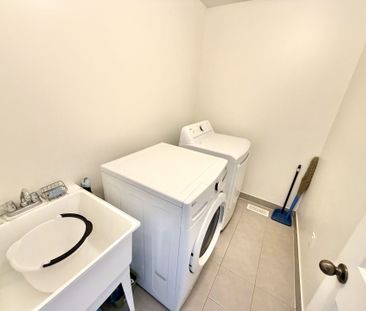 For Lease - 7 Barnham Street, Ajax, Ontario - Photo 3