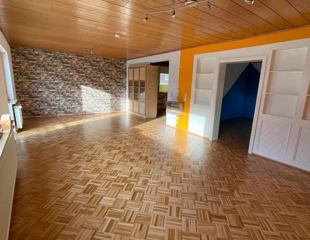 Familiäres Wohnen: Großzügige Wohnung mit Balkon im ZFH - Photo 1