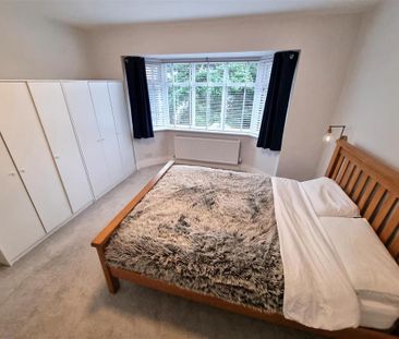 4 bedroom detached house to rent - Photo 6