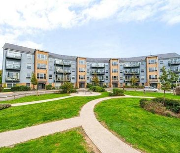 Kennett Lane, Chertsey, Surrey, KT16 - Photo 4