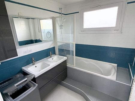 Location Appartement 3 pièces 50m² - Photo 2