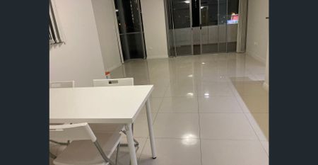 Prime Location & Convenience, Convenient Lifestyle & Recreation, Bright Sophisticated Living Space. - Photo 3